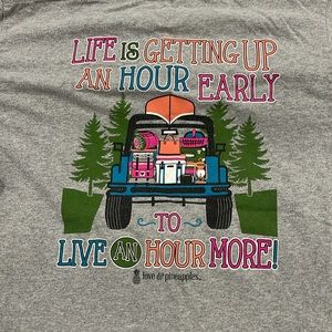 Love & Pineapples Medium Jeep Tshirt
